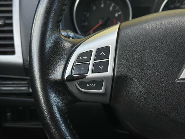 Mitsubishi Outlander II Рестайлинг с пробегом 2012 года, цена 879 000 рублей, 224491 км, внедорожник, Автокод Объявления