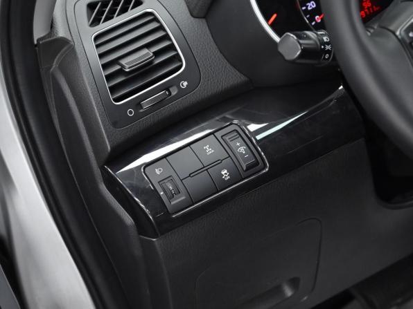 Kia Sorento II Рестайлинг с пробегом 2017 года, цена 1 699 000 рублей, 129000 км, внедорожник, Автокод Объявления