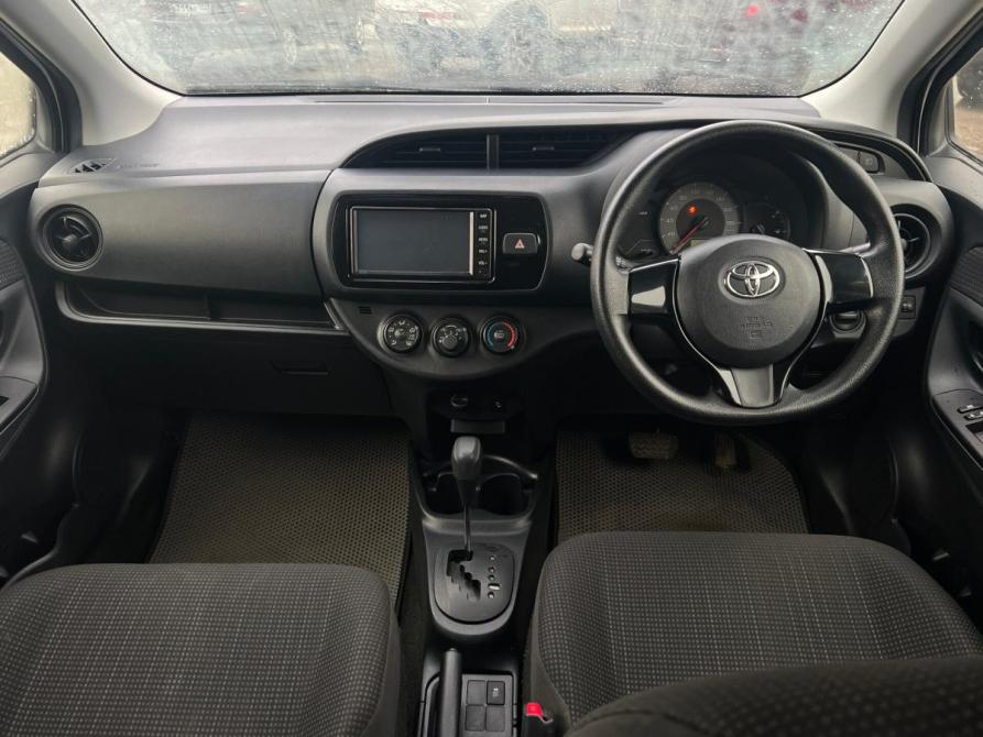 Toyota Vitz III (XP130) Рестайлинг Нефтекамск  - изображение 10