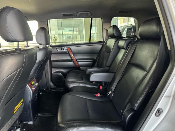Toyota Highlander II (XU40) Рестайлинг с пробегом 2012 года, цена 1 799 000 рублей, 213558 км, внедорожник, Автокод Объявления
