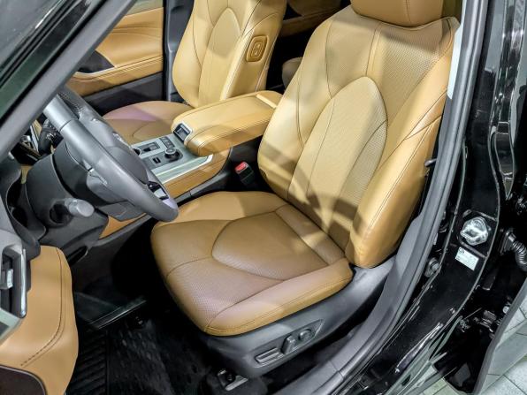 Toyota Highlander IV (XU70) с пробегом 2025 года, цена 5 995 000 рублей, 10211 км, внедорожник, Автокод Объявления