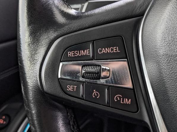 BMW 3 серии VII (G2x) с пробегом 2021 года, цена 2 750 000 рублей, 195647 км, седан, Автокод Объявления