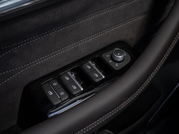 Geely Monjaro I Рестайлинг 2 с пробегом 2026 года, цена 4 150 000 рублей, 54 км, внедорожник, Автокод Объявления