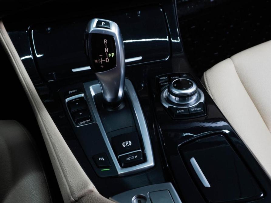 BMW 5 серии VI (F10/F11/F07) Рестайлинг Тюмень  - изображение 20