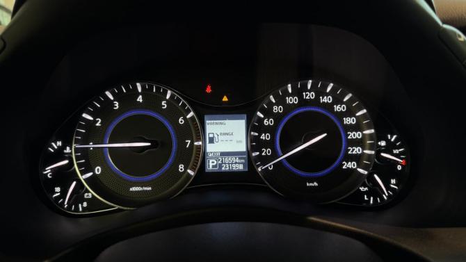 Infiniti QX80 I Рестайлинг с пробегом 2014 года, цена 1 999 000 рублей, 216594 км, внедорожник, Автокод Объявления