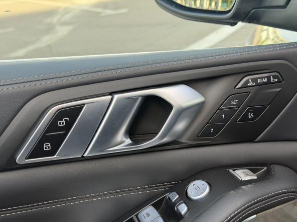 BMW X7 I (G07) Рестайлинг с пробегом 2022 года, цена 12 800 000 рублей, 56550 км, внедорожник, Автокод Объявления