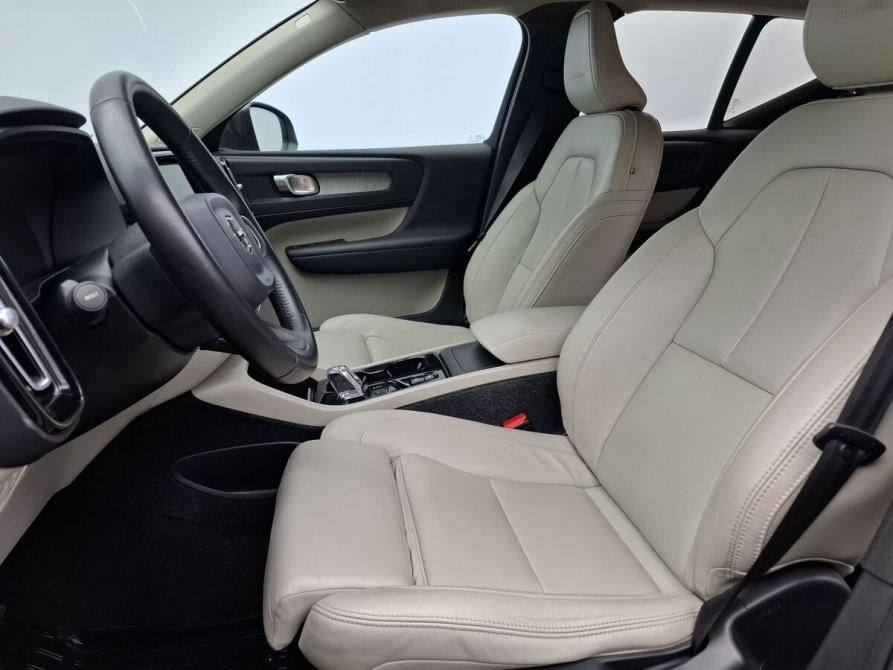 Volvo XC40 I Москва  - изображение 10