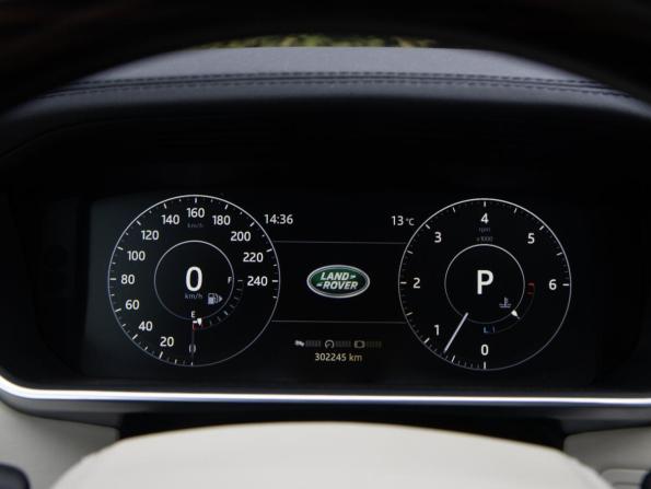 Land Rover Range Rover IV с пробегом 2017 года, цена 3 128 000 рублей, 300900 км, внедорожник, Автокод Объявления