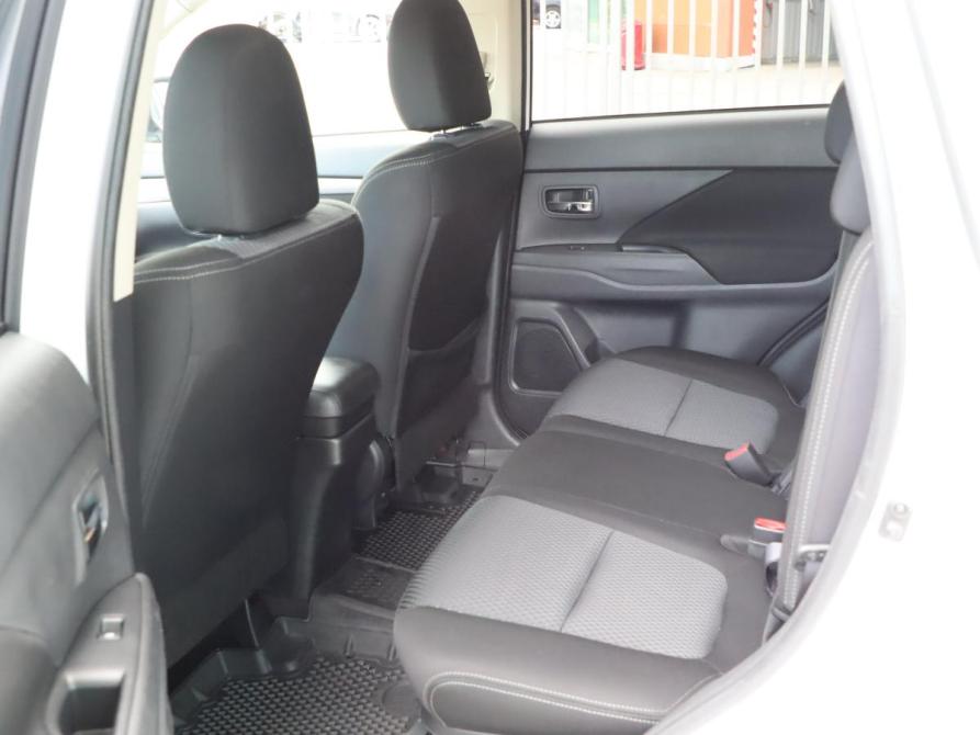 Mitsubishi Outlander III Рестайлинг 2 Санкт-Петербург  - изображение 19