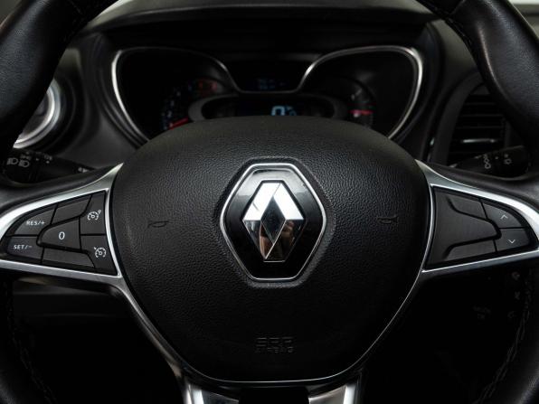 Renault Kaptur I Рестайлинг с пробегом 2020 года, цена 1 578 000 рублей, 95000 км, внедорожник, Автокод Объявления