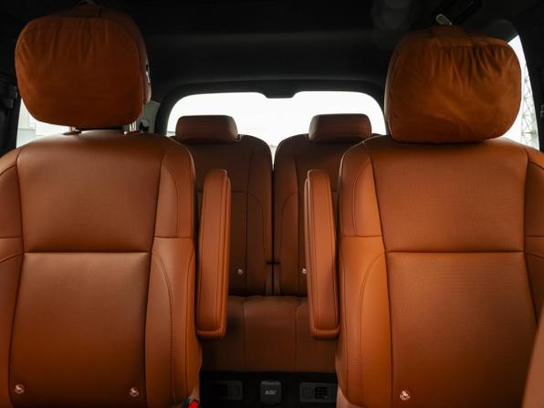Li Auto (Lixiang) L9 I Рестайлинг с пробегом 2024 года, цена 7 398 000 рублей, 43015 км, внедорожник, Автокод Объявления