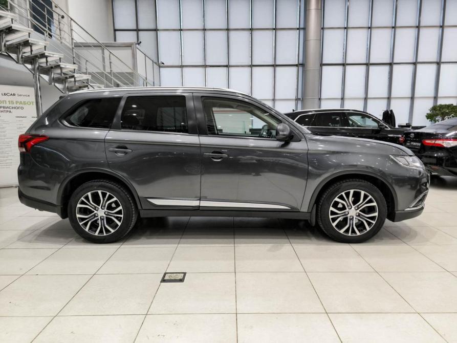 Mitsubishi Outlander III Рестайлинг 2 Казань  - изображение 5
