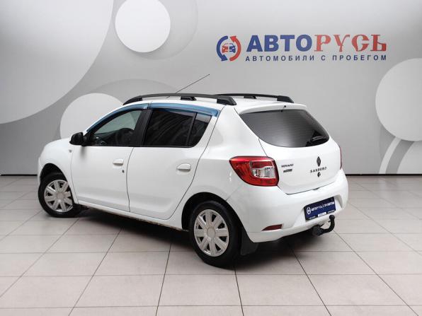 Renault Sandero II с пробегом 2016 года, цена 725 000 рублей, 180000 км, хэтчбек, Автокод Объявления