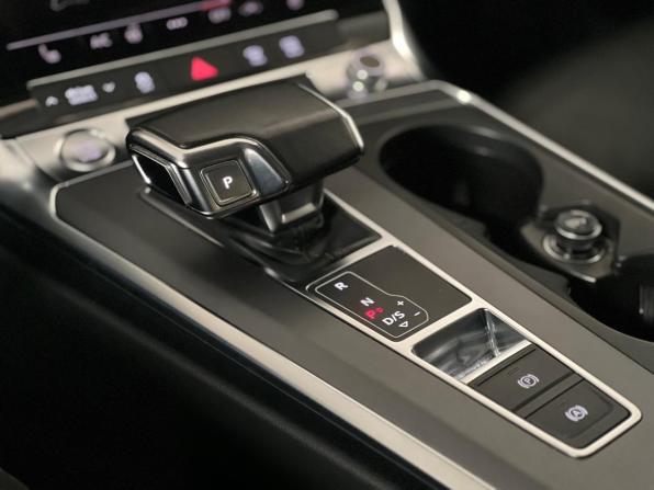 Audi A6 V (C8) с пробегом 2020 года, цена 2 549 000 рублей, 232600 км, седан, Автокод Объявления