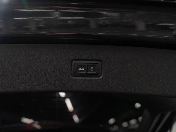 Audi Q7 II (4M) с пробегом 2015 года, цена 3 090 000 рублей, 220013 км, внедорожник, Автокод Объявления