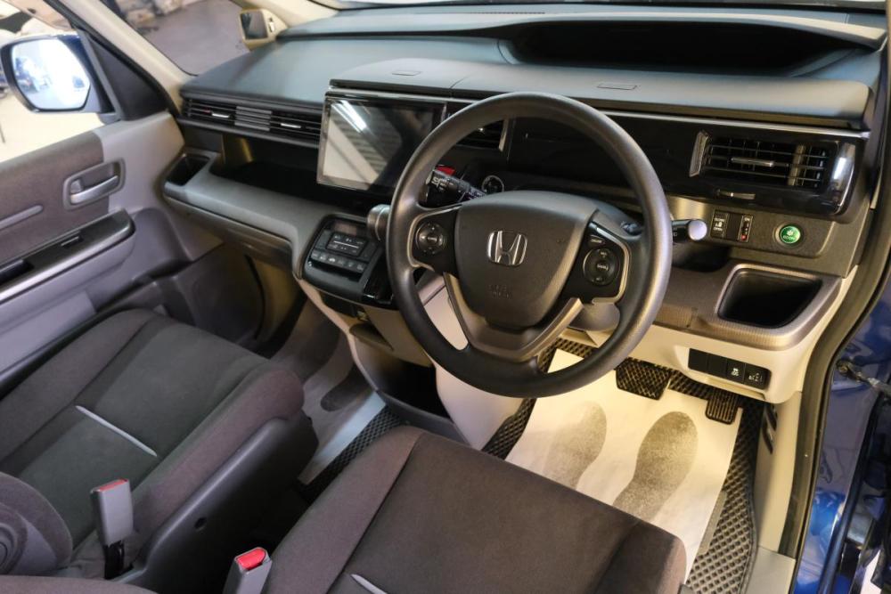 Honda Stepwgn V Омск  - изображение 12
