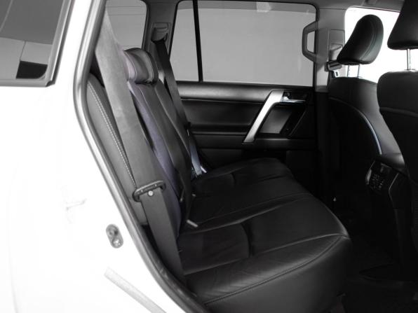 Toyota Land Cruiser Prado 150 Series Рестайлинг 1 с пробегом 2014 года, цена 3 702 600 рублей, 208368 км, внедорожник, Автокод Объявления