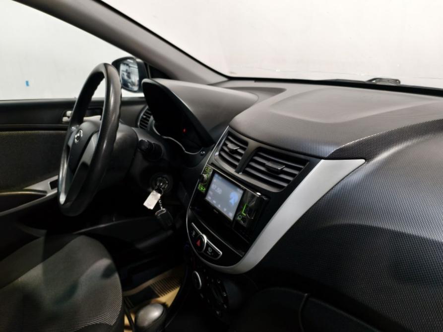 Hyundai Solaris I Курск  - изображение 7