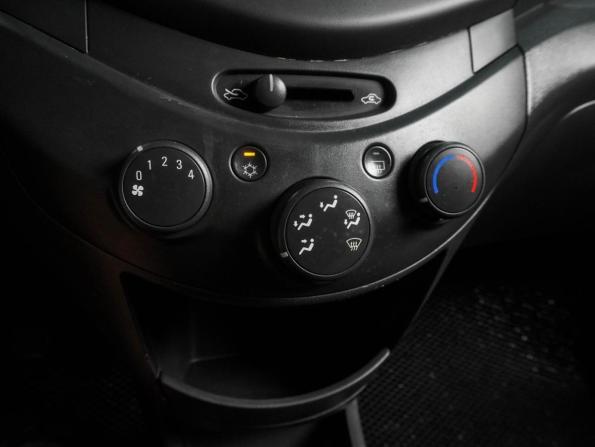 Chevrolet Spark III с пробегом 2012 года, цена 549 000 рублей, 159995 км, хэтчбек, Автокод Объявления