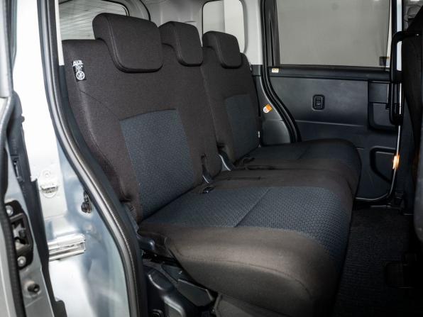 Toyota Roomy I Рестайлинг с пробегом 2021 года, цена 1 030 000 рублей, 81600 км, микровэн, Автокод Объявления