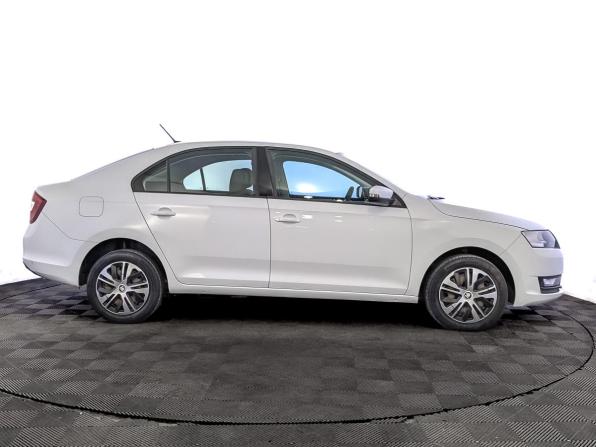 Skoda Rapid I Рестайлинг с пробегом 2019 года, цена 1 349 000 рублей, 77246 км, лифтбек, Автокод Объявления