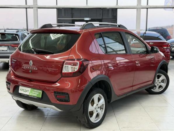 Renault Sandero II с пробегом 2015 года, цена 849 000 рублей, 234789 км, хэтчбек, Автокод Объявления