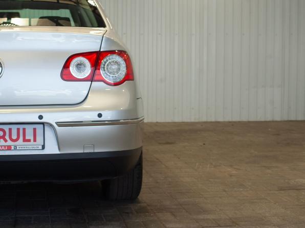 Volkswagen Passat B6 с пробегом 2010 года, цена 850 000 рублей, 203710 км, седан, Автокод Объявления