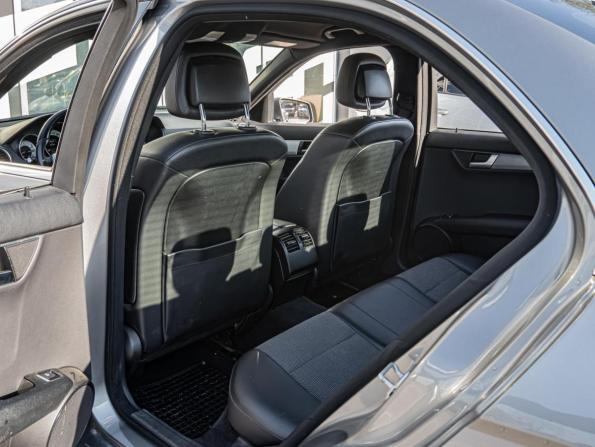 Mercedes-Benz C-Класс III (W204) Рестайлинг с пробегом 2013 года, цена 1 650 000 рублей, 242335 км, седан, Автокод Объявления