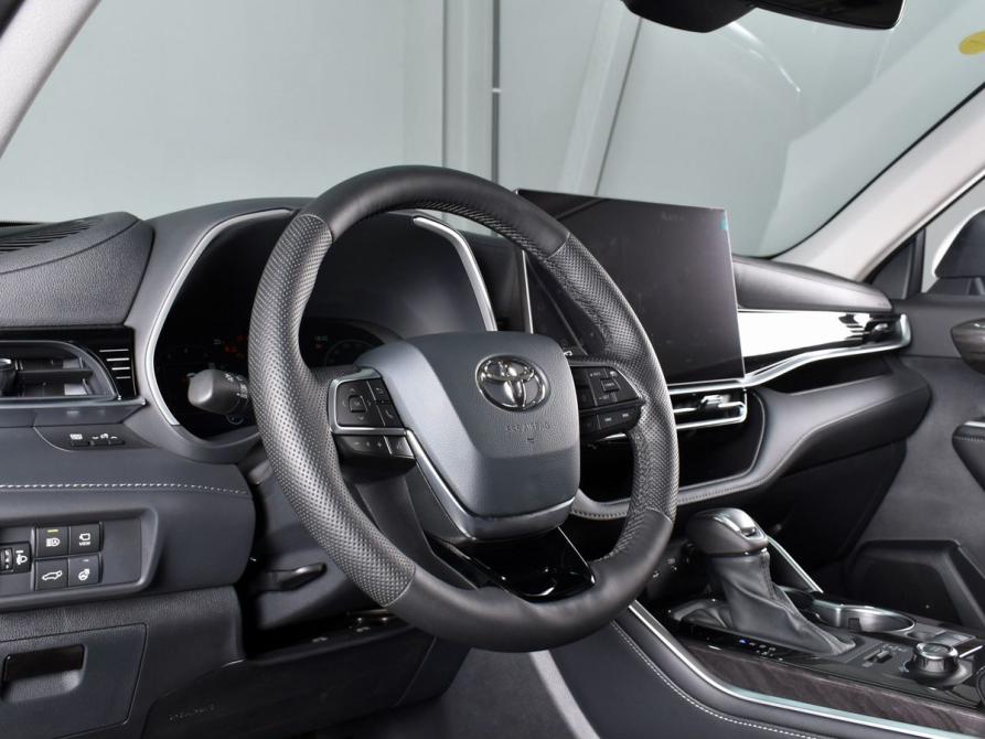Toyota Highlander IV (XU70) Кемерово  - изображение 8
