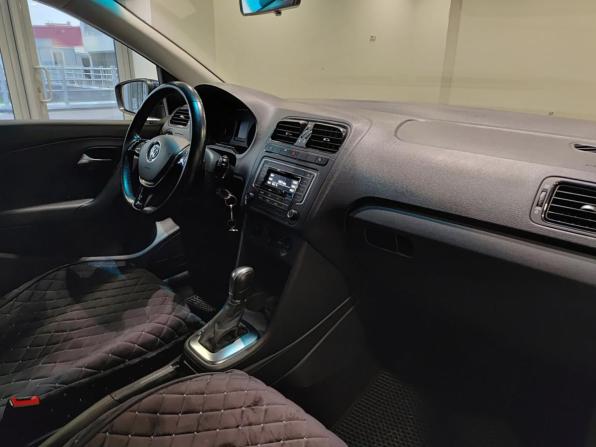 Volkswagen Polo V Рестайлинг с пробегом 2016 года, цена 1 150 000 рублей, 134261 км, седан, Автокод Объявления