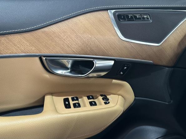 Volvo XC90 II с пробегом 2018 года, цена 3 620 000 рублей, 174420 км, внедорожник, Автокод Объявления
