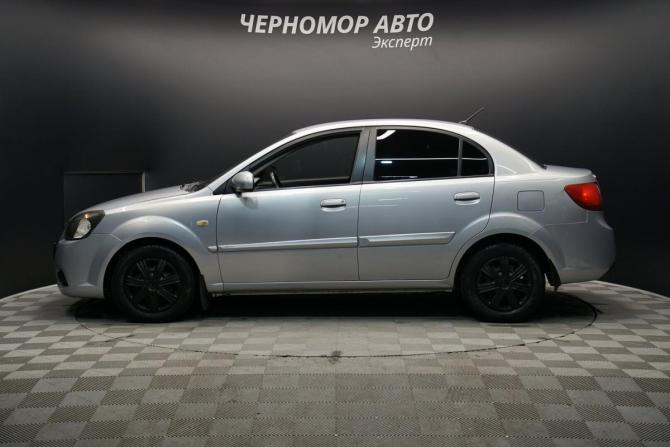 Kia Rio II Рестайлинг с пробегом 2010 года, цена 680 000 рублей, 245000 км, седан, Автокод Объявления
