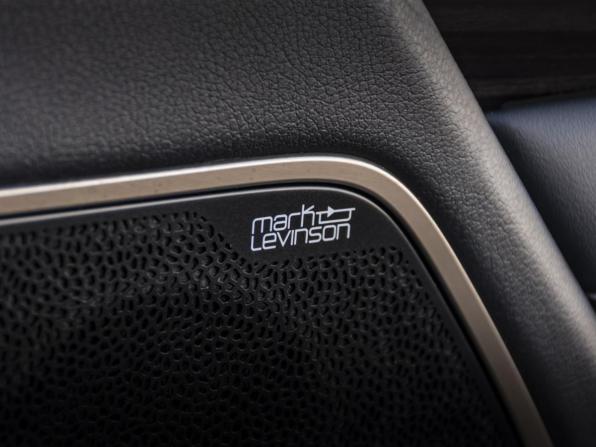 Lexus ES VII с пробегом 2018 года, цена 3 959 000 рублей, 122500 км, седан, Автокод Объявления