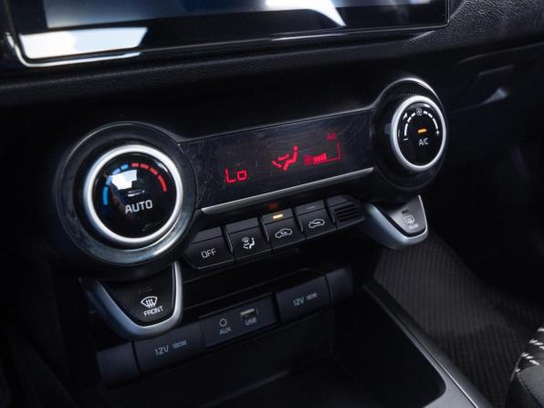 Kia Rio IV с пробегом 2018 года, цена 1 299 000 рублей, 132516 км, седан, Автокод Объявления