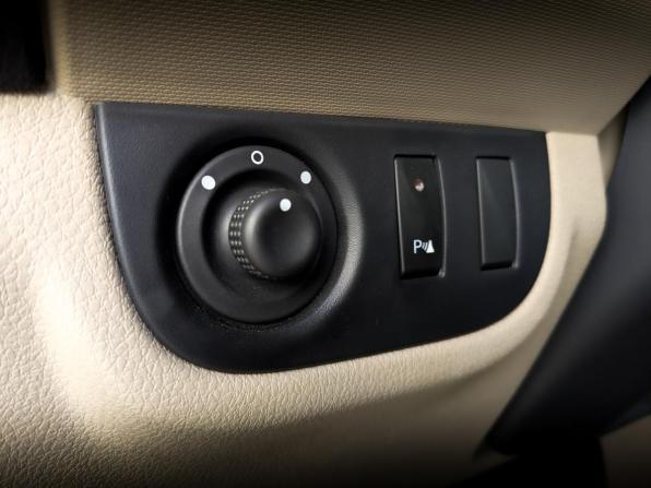 Renault Logan II с пробегом 2018 года, цена 899 000 рублей, 96981 км, седан, Автокод Объявления