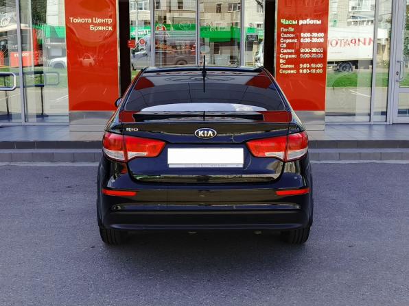 Kia Rio III Рестайлинг с пробегом 2015 года, цена 880 000 рублей, 186300 км, седан, Автокод Объявления