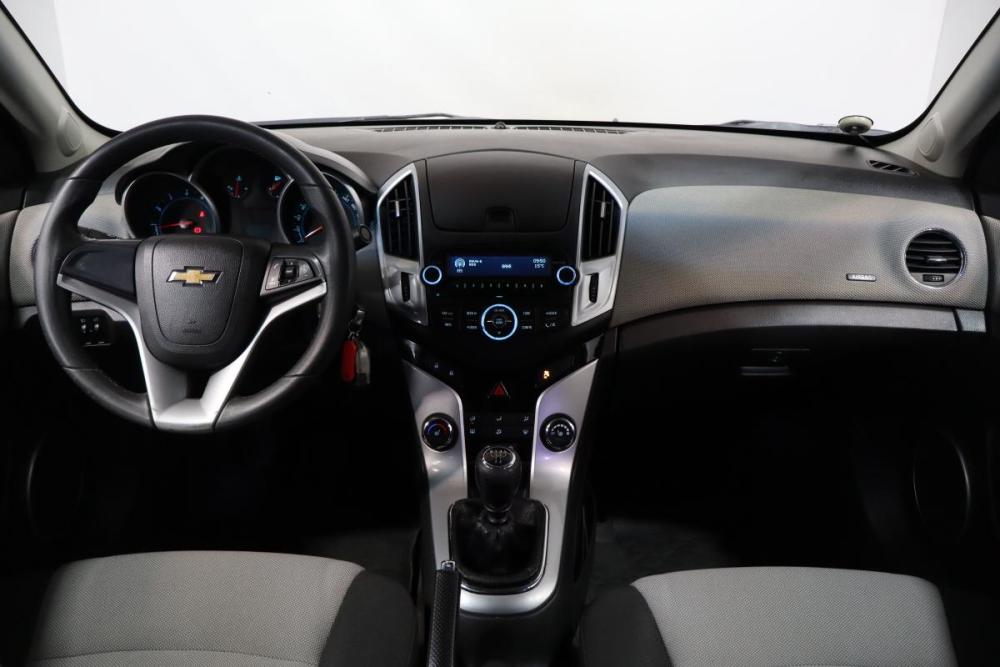 Chevrolet Cruze I Рестайлинг Санкт-Петербург  - изображение 7