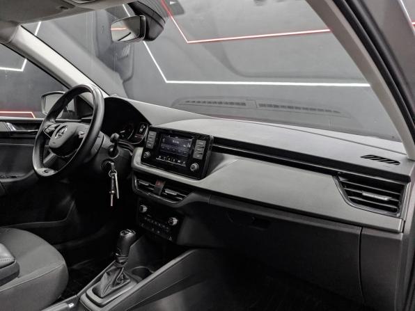Skoda Rapid II с пробегом 2022 года, цена 1 625 000 рублей, 56429 км, лифтбек, Автокод Объявления