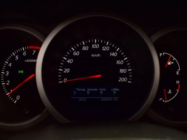 Suzuki Grand Vitara II Рестайлинг 2 с пробегом 2013 года, цена 1 109 999 рублей, 240092 км, внедорожник, Автокод Объявления