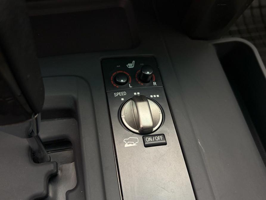 Toyota Land Cruiser 200 Series Ростов-на-Дону  - изображение 15