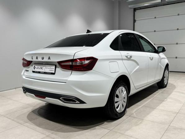 Lada (ВАЗ) Vesta I Рестайлинг (NG) с пробегом 2024 года, цена 1 318 019 рублей, 2358 км, седан, Автокод Объявления