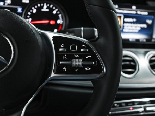 Mercedes-Benz E-Класс V (W213 S213 C238) с пробегом 2019 года, цена 2 339 000 рублей, 196992 км, седан, Автокод Объявления