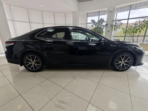 Toyota Camry VIII (XV70) Рестайлинг с пробегом 2021 года, цена 2 920 000 рублей, 117810 км, седан, Автокод Объявления