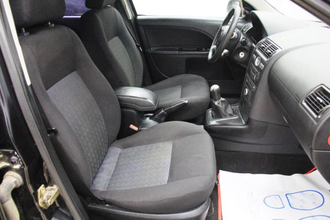 Ford Mondeo III Рестайлинг с пробегом 2005 года, цена 287 000 рублей, 356597 км, седан, Автокод Объявления