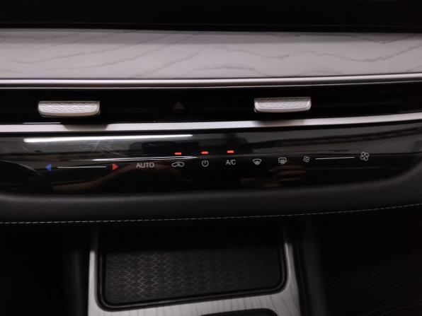 Chery Arrizo 8 с пробегом 2024 года, цена 1 970 000 рублей, 54763 км, седан, Автокод Объявления