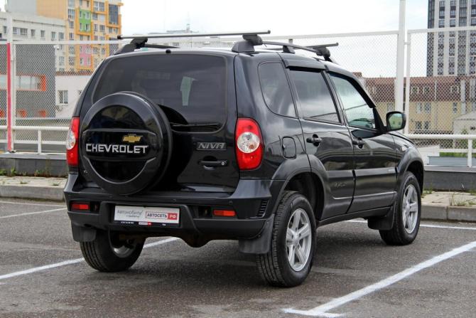 Chevrolet Niva I Рестайлинг с пробегом 2018 года, цена 722 300 рублей, 121479 км, внедорожник, Автокод Объявления
