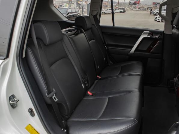Toyota Land Cruiser Prado 150 Series Рестайлинг 2 с пробегом 2017 года, цена 4 900 000 рублей, 92229 км, внедорожник, Автокод Объявления