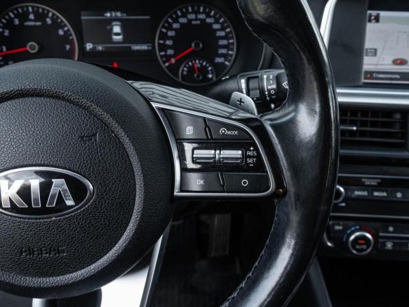 Kia Optima IV Рестайлинг с пробегом 2019 года, цена 2 158 000 рублей, 104593 км, седан, Автокод Объявления