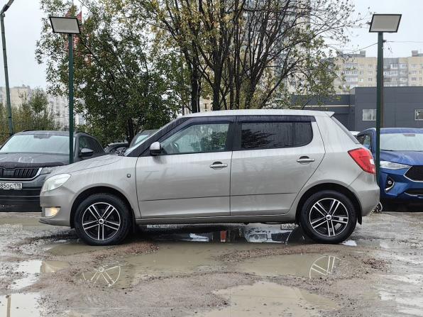Skoda Fabia II Рестайлинг с пробегом 2013 года, цена 799 000 рублей, 156000 км, хэтчбек, Автокод Объявления