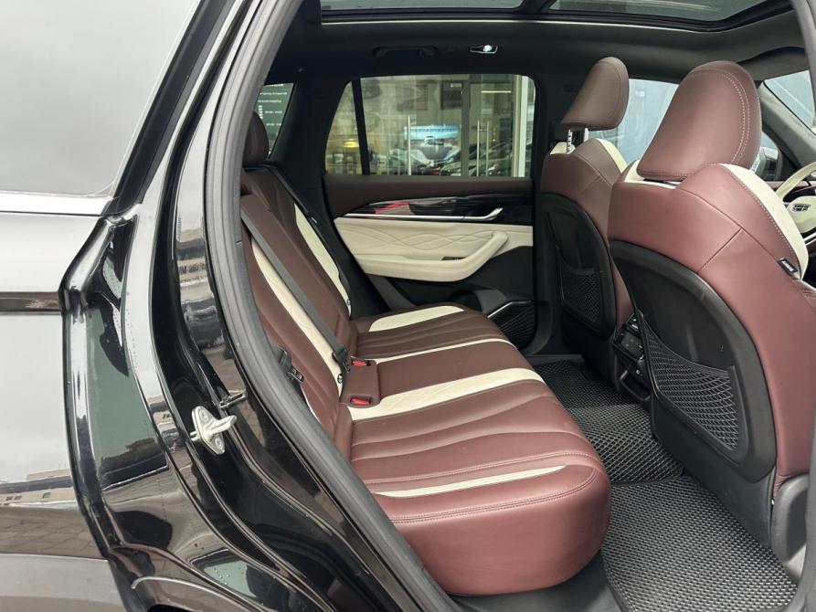 Geely Monjaro I Москва  - изображение 11